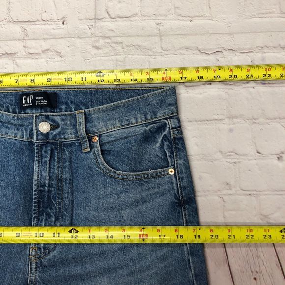 Gap Denim Women Sky High Straight Jeans Size 10 / 30R Cotton Blend Blue M109 -4 - Picture 3 of 13